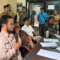 Sejumlah Anggota DPRD menerima warga Bitoa di ruang aspirasi DPRD Kota Makassar. (FOTO:ist)