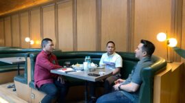 etua Umum terpilih periode 2025–2029, H. Ismail, bersama dua formatur Agus Hamid dan Arianto Najib, menggelar rapat perdana sebagai langkah awal penyusunan struktur kepengurusan baru. (FOTO:ist)