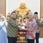 Wali Kota Makassar, Munafri Arifuddin, menghadiri sekaligus meresmikan Vihara Lahuta Maitreya yang terletak di Jl. Wahab Tarru, Sabtu (07/06/2025). (FOTO:HUMAS PEMKOT)