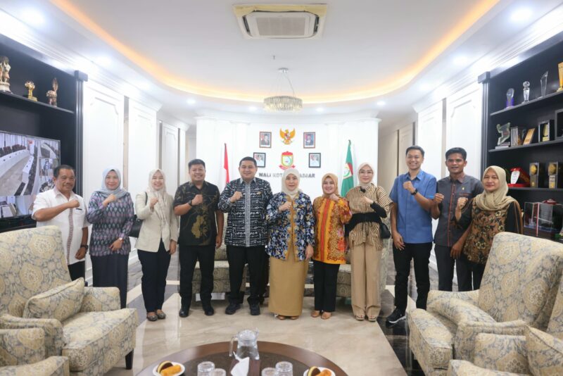 Komisi D DPRD Kota Makassar menggelar rapat koordinasi bersama Wali Kota Makassar, Wakil Wali Kota, dan Kepala Dinas Pendidikan Kota Makassar pada Rabu, 24 Juli 2025.(FOTO:REDAKSI)