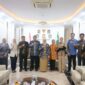 Komisi D DPRD Kota Makassar menggelar rapat koordinasi bersama Wali Kota Makassar, Wakil Wali Kota, dan Kepala Dinas Pendidikan Kota Makassar pada Rabu, 24 Juli 2025.(FOTO:REDAKSI)