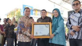 Kota Makassar mendapat kehormatan menjadi tuan rumah peringatan Hari Keluarga Nasional (Harganas) ke-32 tingkat Provinsi Sulawesi Selatan. Wali Kota Makassar, Munafri Arifuddin, menyambut momentum ini dengan penuh semangat dan antusiasme, didampingi oleh Wakil Wali Kota Makassar, Aliyah Mustika Ilham. (FOTO:HUMAS PEMKOT)