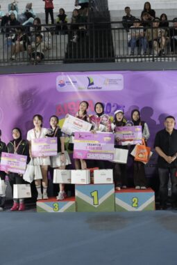 Aisha Tennis Cup 2025 Resmi Ditutup, Wali Kota Makassar Apresiasi Semangat Kebersamaan Atlet