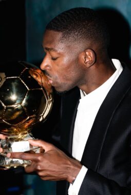 Dembele Cetak Sejarah, Ballon d’Or 2025 Jadi Milik Bintang PSG